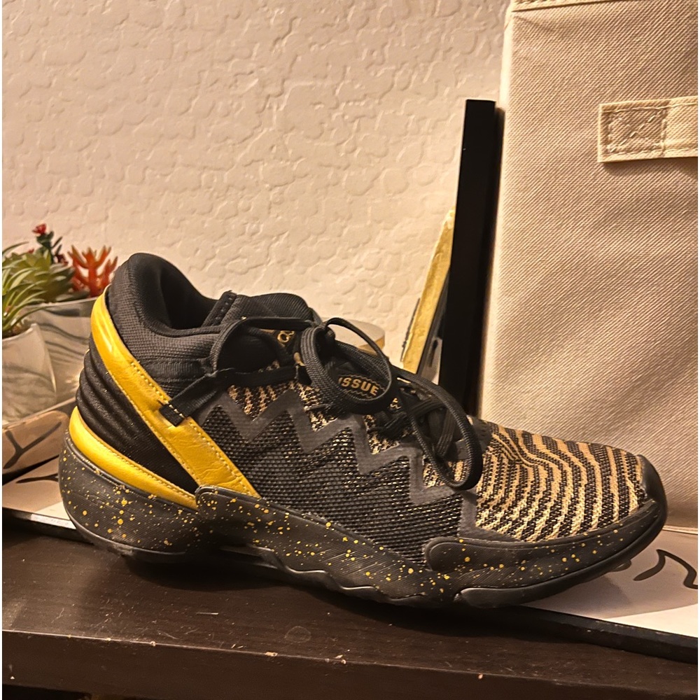 mitchell adidas shoes